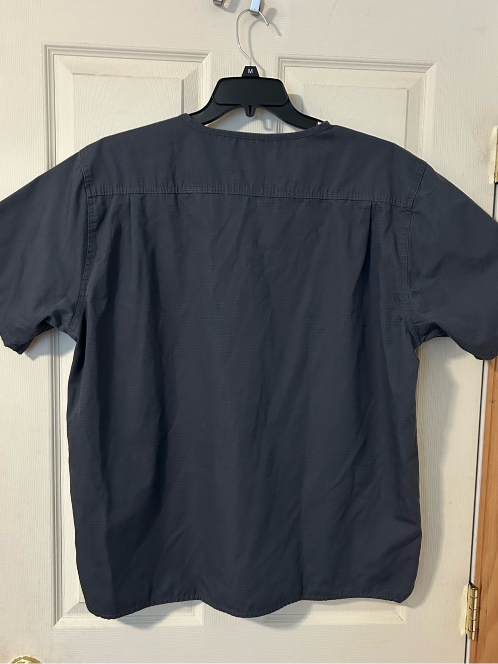 Carhartt Ripstop Men's Dark Gray V-Neck Work Scrub Shirt L - Picture 2 of 2